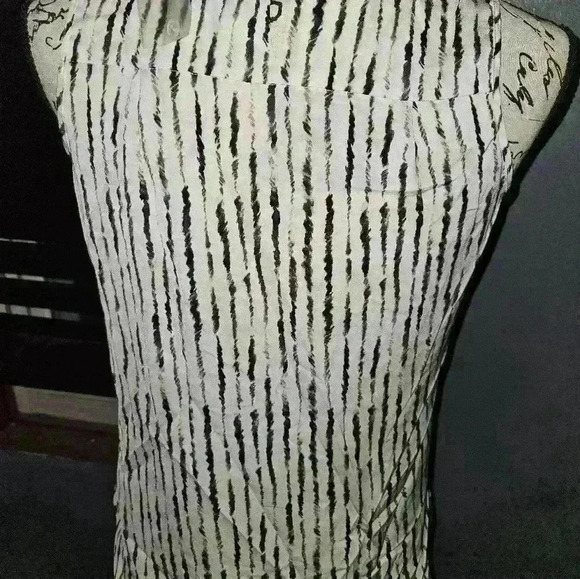 Cato Womans Blouse Size XS. - Picture 6 of 10